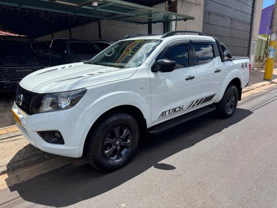 NISSAN FRONTIER 2.3 16V TURBO DIESEL ATTACK CD 4X4 AUTOMÁTICO